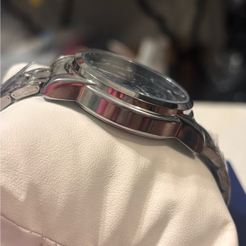Invicta Men’s Watch - Picture 6 of 13